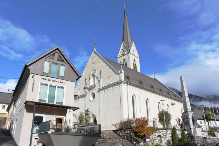 Führung durch die katholische Kirche Hermagors